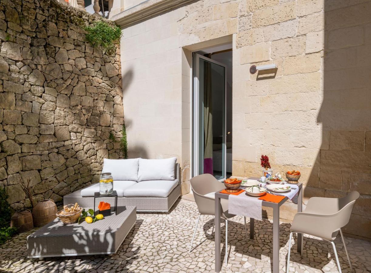 Dimora Storica Muratore Lecce Exterior photo